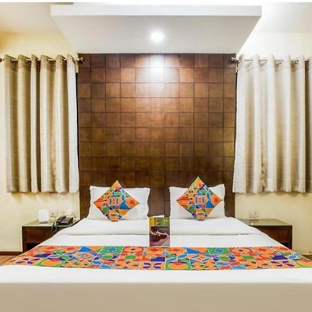 Hotel Max Νέο Δελχί Εξωτερικό φωτογραφία