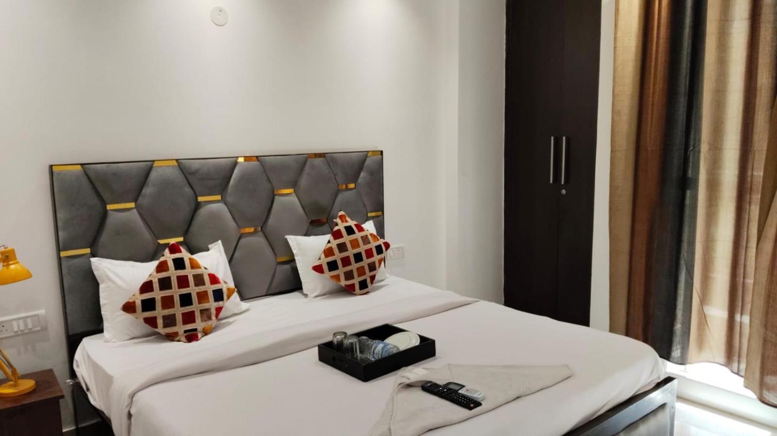 Hotel Max Νέο Δελχί Εξωτερικό φωτογραφία